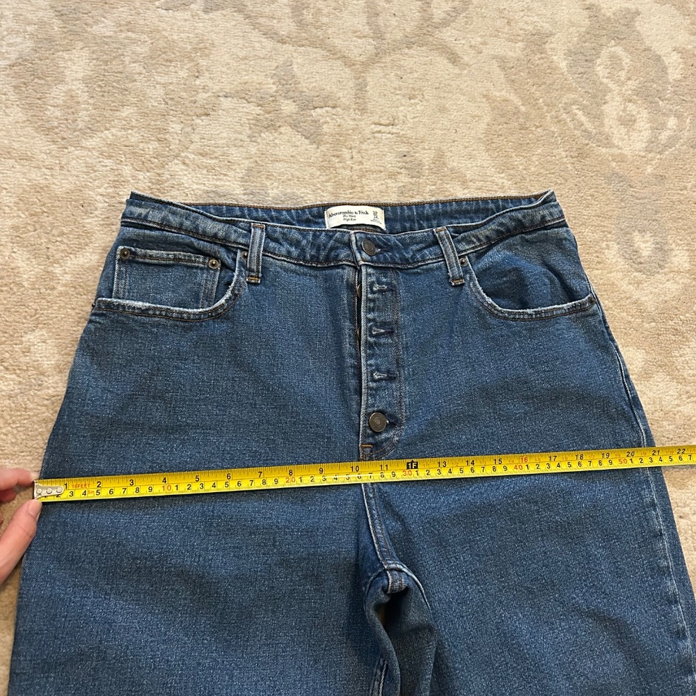 Abercrombie Jeans - Picture 5 of 6
